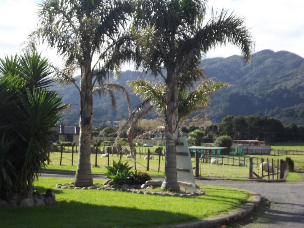The Little Farm Coromandel Hotel Eksteriør billede